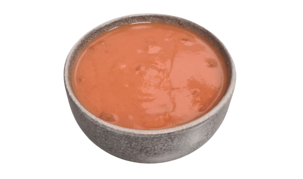Tomaten crèmesoep in een kom